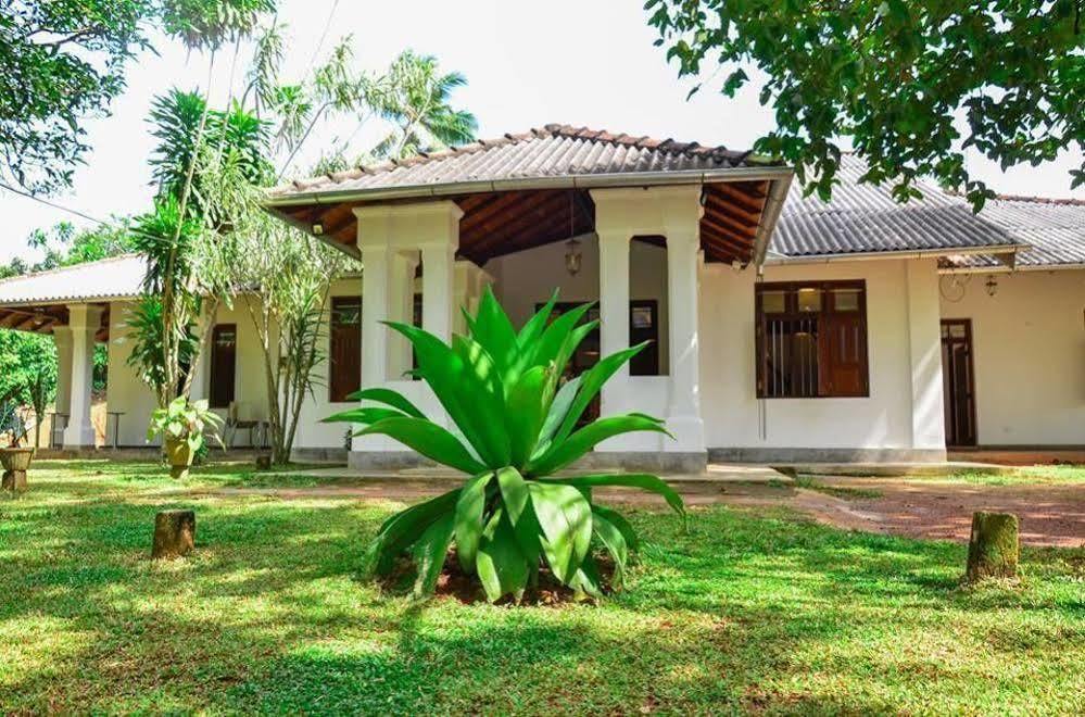 Villa Helvetia Galle Luaran gambar